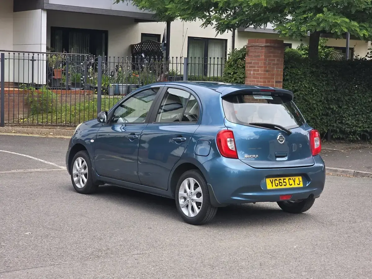 Used Nissan Micra Acenta 80 HP (58 kW) 2015 Blue Hatchback