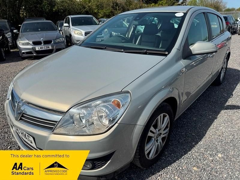 Used Vauxhall Astra Elite 2008 Silver