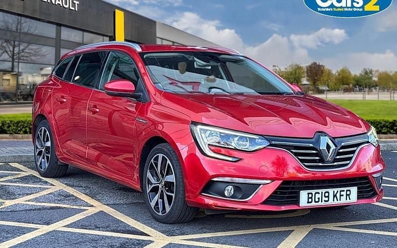 Red Used 2019 Renault Mégane GrandTour Iconic Estate | £8,862 (Fair price) - Image 1/4