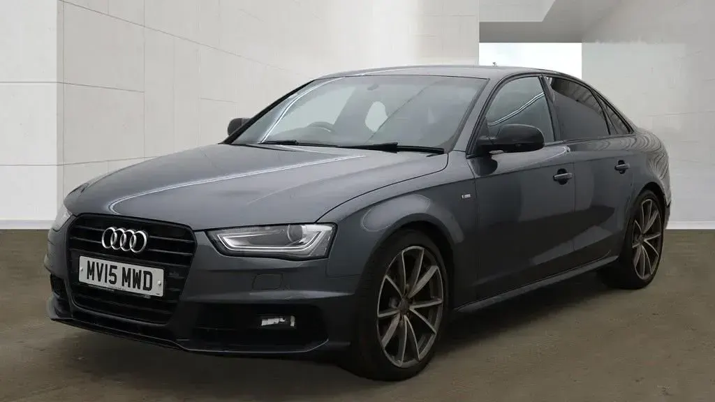 Used Audi A4 Black Edition 170 HP (125 kW) 2015 Grey Sedan