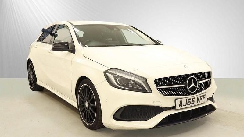 Used Mercedes A200 AMG Line Premium 2015 White Hatchback