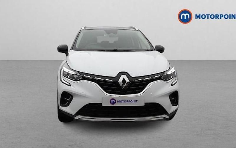 Used Renault Captur Techno 160 HP (117 kW) 2023 White/black SUV