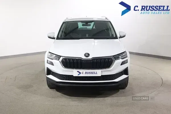 Gebraucht Skoda Karoq SE L 150 PS (110 kW) 2023 Weiß SUV