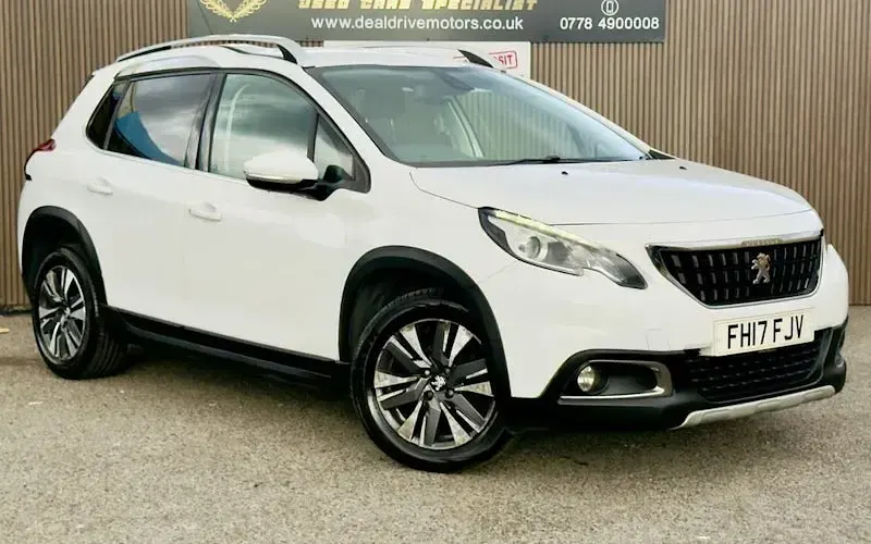 Used Peugeot 2008 Allure 99 HP (72 kW) 2017 SUV