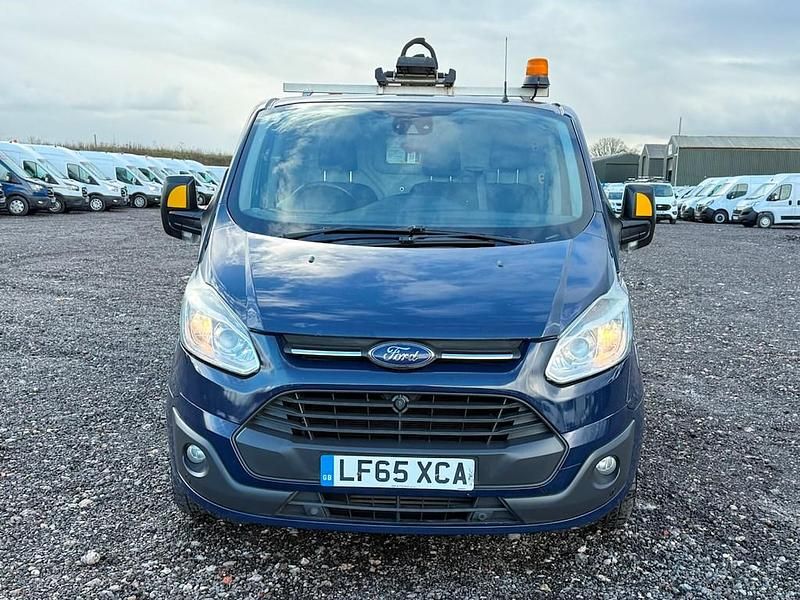Used Ford Transit Custom Trend 123 HP (90 kW) 2015 Multicoloured Van