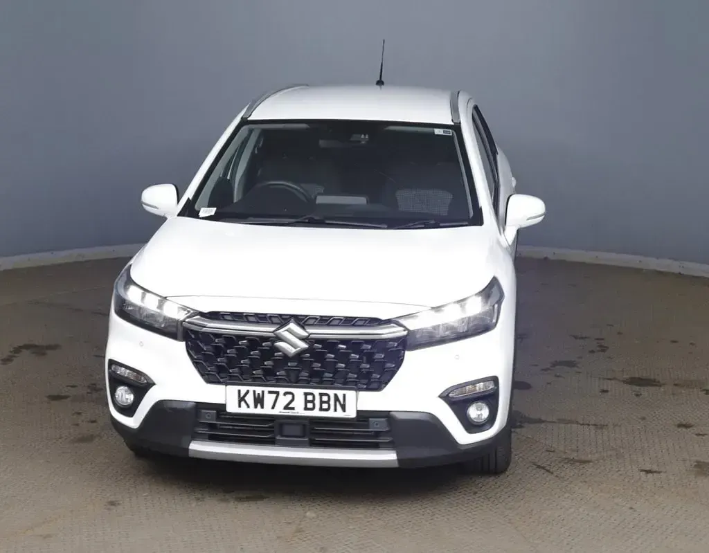 Used Suzuki SX4 2023 White Hatchback