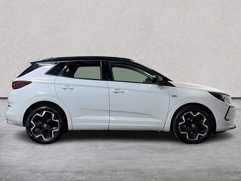 Used Vauxhall Grandland X Ultimate 2022 White SUV