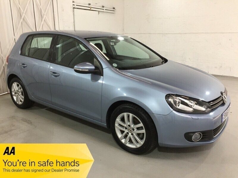 Blue Used 2025 VW Golf VIII SE Hatchback | £6,990 - Image 1/4