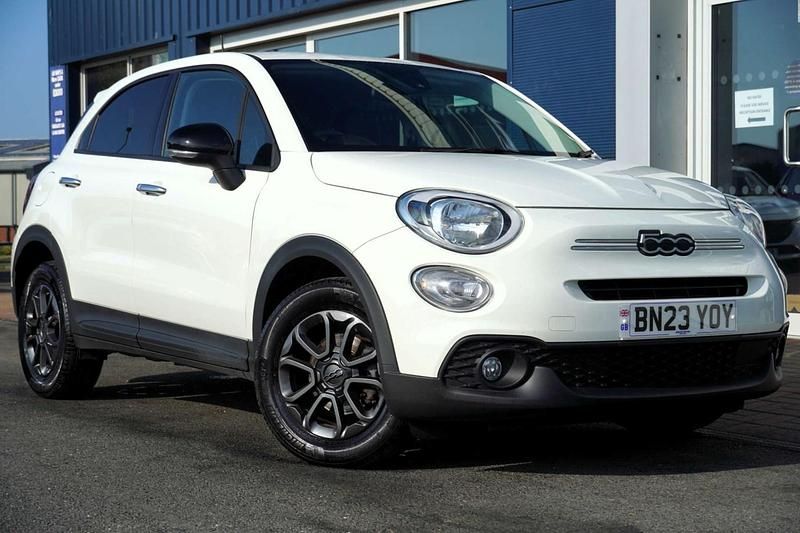 White Used 2023 Fiat 500X Club SUV | £11,180 (Fair price) - Image 1/3