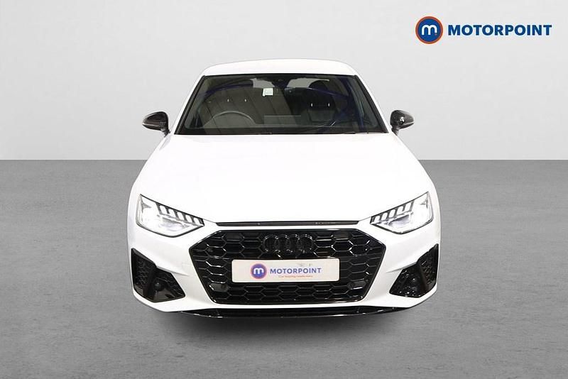 Used Audi A4 Black Edition 150 HP (110 kW) 2024 White Sedan