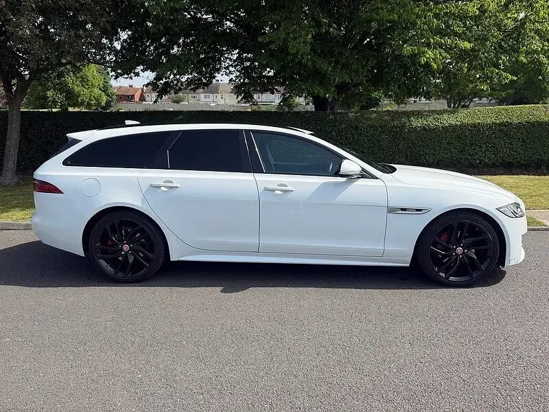 Used Jaguar XF R-Sport 2018 White Estate