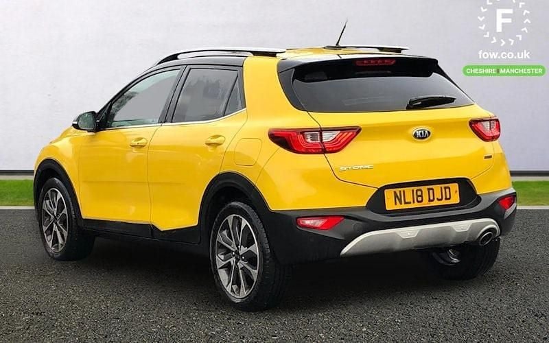 Used Kia Stonic First Edition 110 HP (80 kW) 2017 Yellow SUV