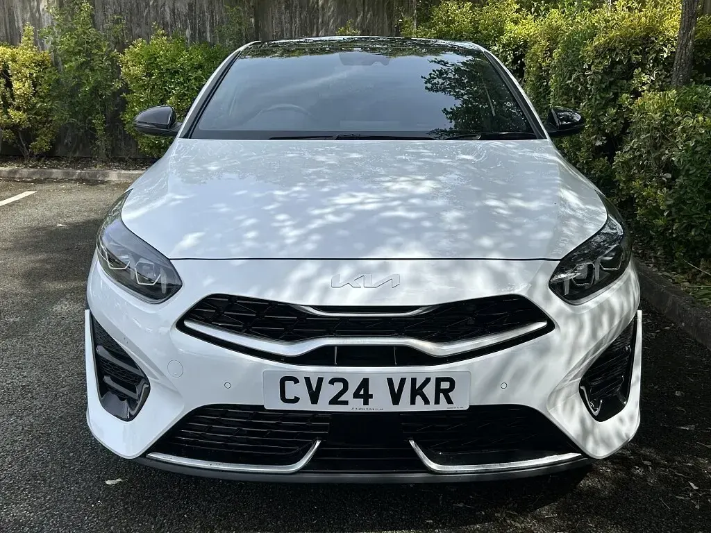 Used Kia ProCeed GT-Line S 2024 White Estate