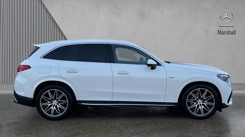 Used Mercedes GLC43 AMG Premium 421 HP (309 kW) 2024 Manufaktur opalite white bright Estate