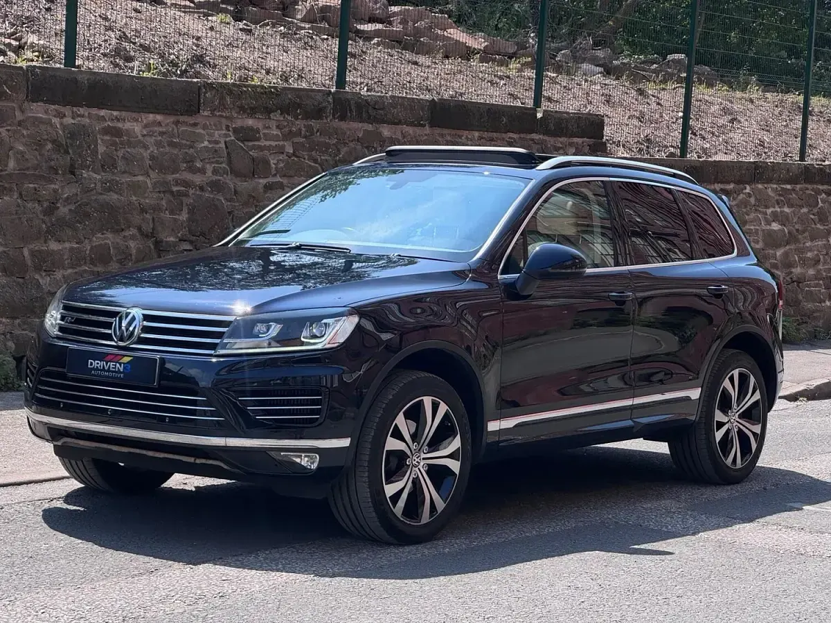 Used VW Touareg R-line 2016 Blue SUV