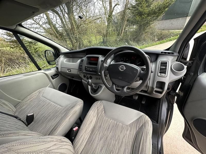 Used Nissan Primastar 2012 Black MPV