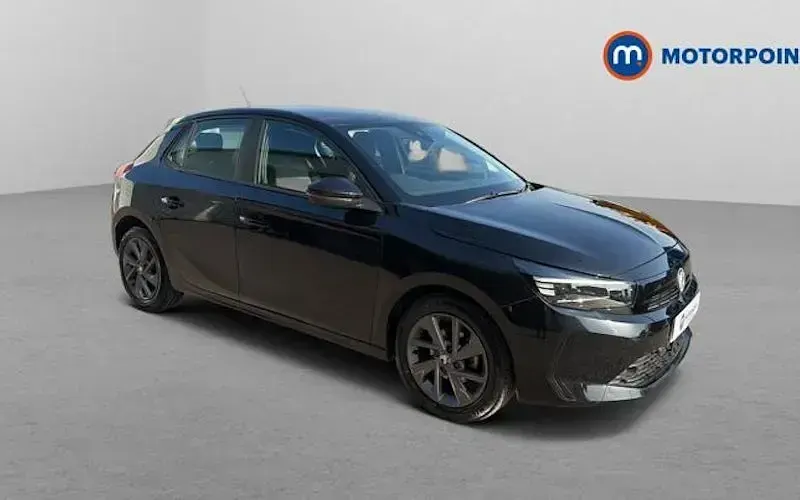 Usado Vauxhall Corsa Design Edition 75 HP (55 kW) 2024 Citadino