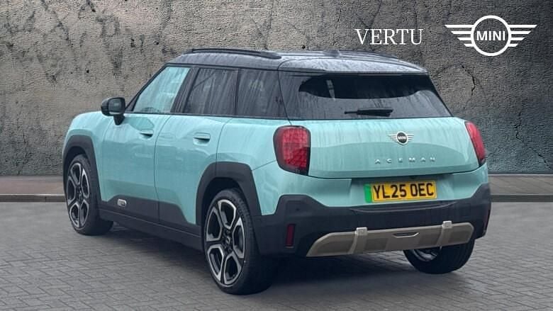 New Mini Aceman Classic 135 kW (184 HP) 2025 SUV