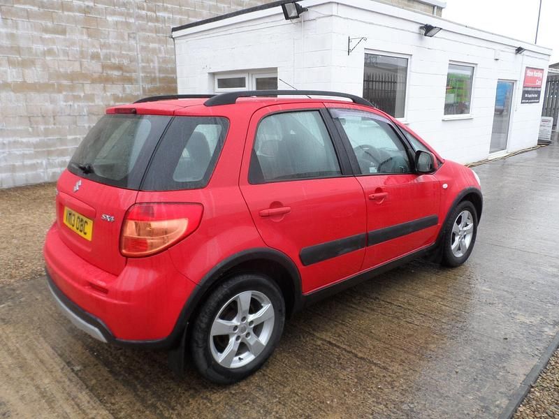 Used Suzuki SX4 SZ4 120 HP (88 kW) 2013 SUV