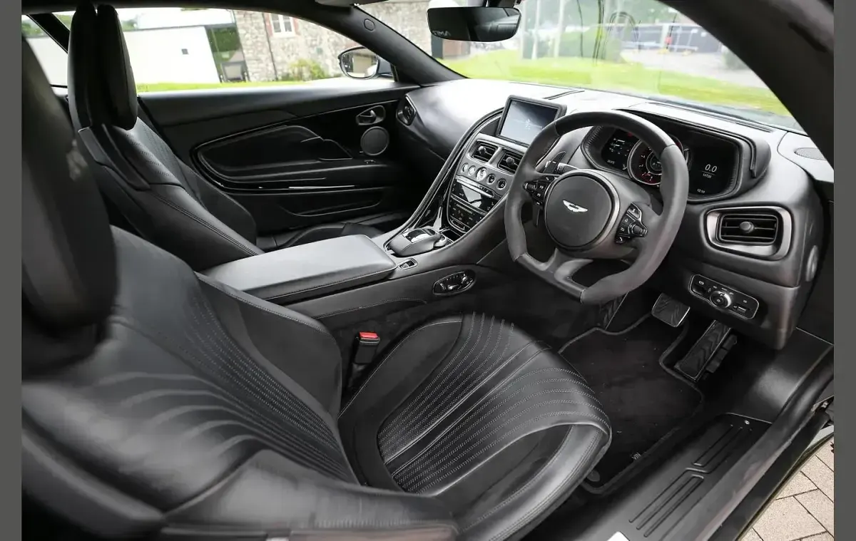Used Aston Martin DB11 630 HP (463 kW) 2020 Grey Coupe