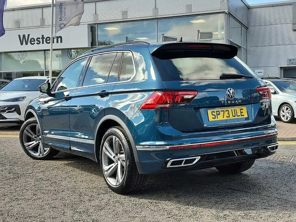 Used VW Tiguan R-line Edition 150 HP (110 kW) 2023 Blue SUV