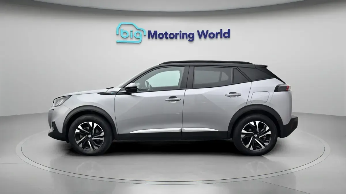 Used Peugeot e-2008 GT 100 kW (136 HP) 2023 Grey SUV