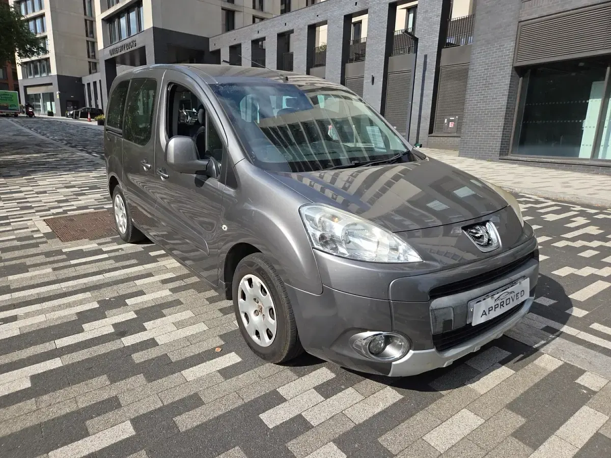 Used Peugeot Partner Tepee S 2011 Grey MPV