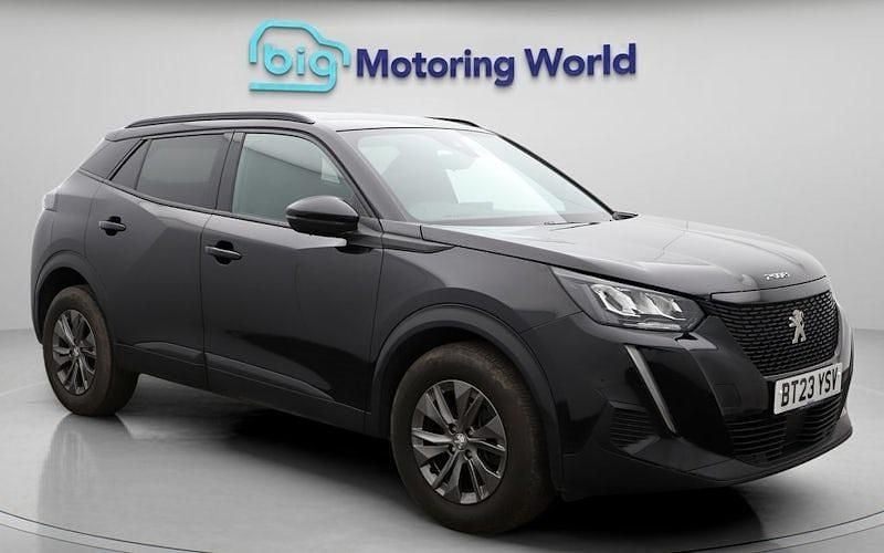 Used Peugeot 2008 Active+ 101 HP (74 kW) 2023 Black SUV