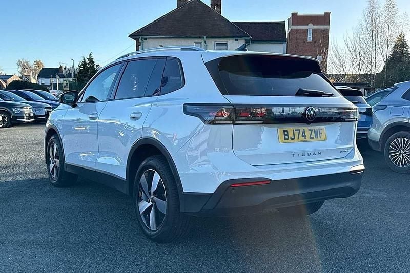 Used VW Tiguan Match 204 HP (150 kW) 2024 White SUV