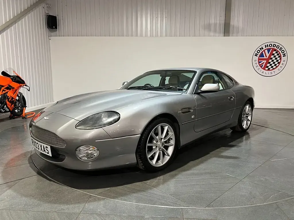 Used Aston Martin DB7 420 HP (308 kW) 2003 Silver Coupe