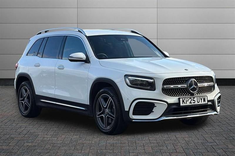 Polar white Used 2025 Mercedes GLB200 Executive SUV | £31,995 (Fair price) - Image 1/4