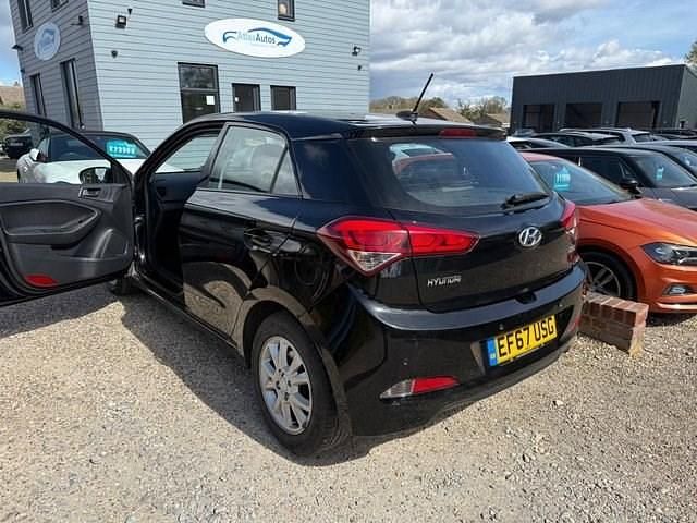 Used Hyundai i20 SE 100 HP (73 kW) 2017 Hatchback