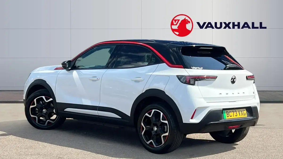 Used Vauxhall Mokka Design Edition 114 kW (156 HP) 2024 White SUV