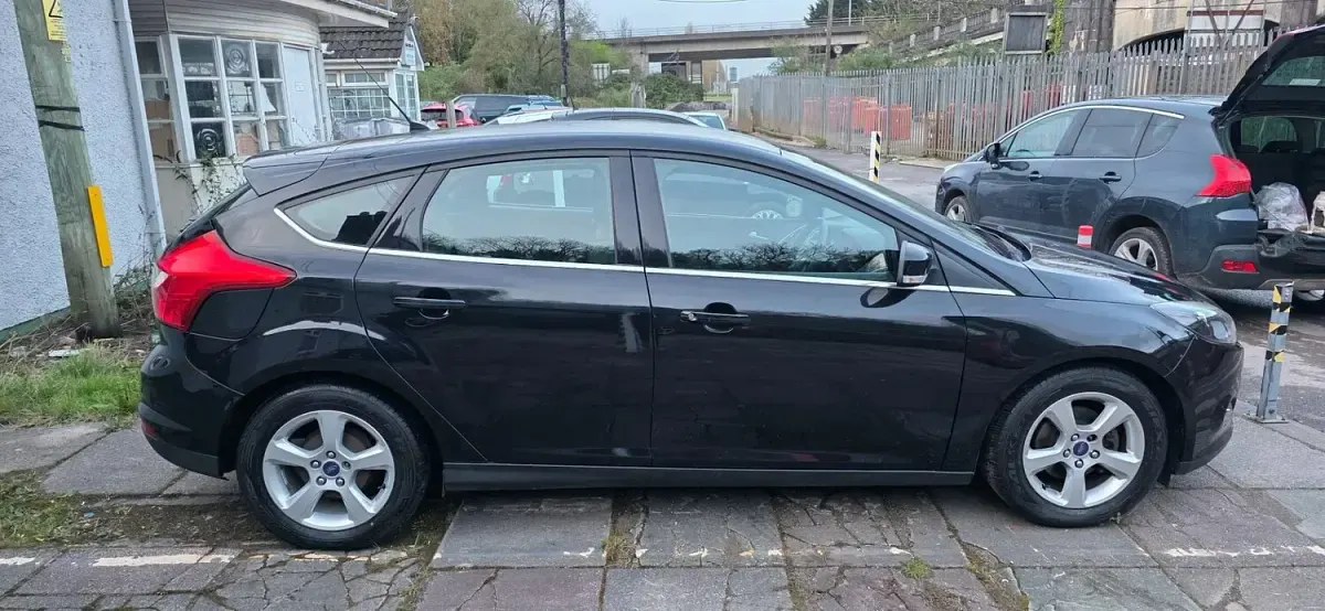 Used Ford Focus Zetec 2014 Black Hatchback