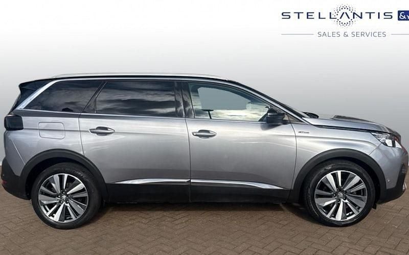 Used Peugeot 5008 Premium 131 HP (96 kW) 2019 Grey SUV