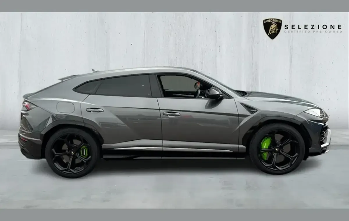 Used Lamborghini Urus 650 HP (478 kW) 2019 Grey SUV