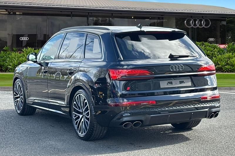 New Audi SQ7 Black Edition 507 HP (372 kW) 2025 Black SUV