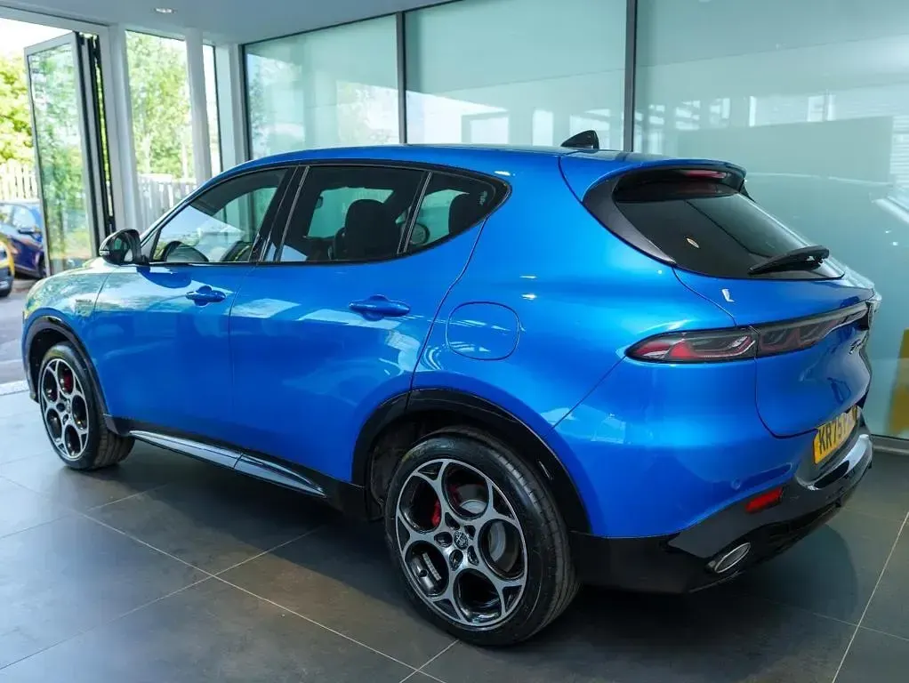New Alfa Romeo Tonale Veloce 2025 Misano blue SUV