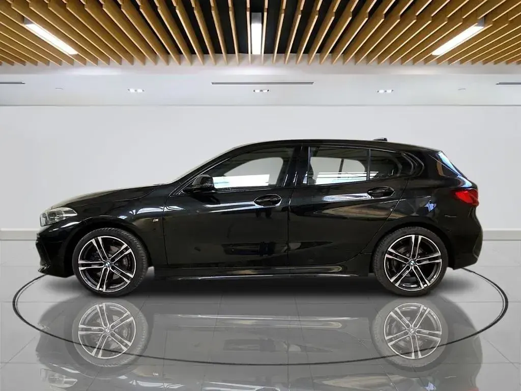 Used BMW 118 M Sport 136 HP (100 kW) 2022 Black Hatchback