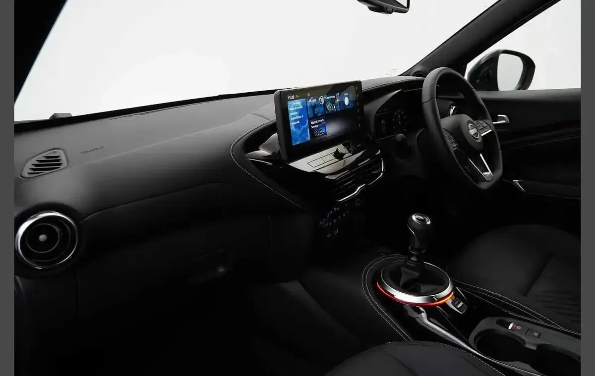Used Nissan Juke Tekna 114 HP (83 kW) 2025 Blue SUV
