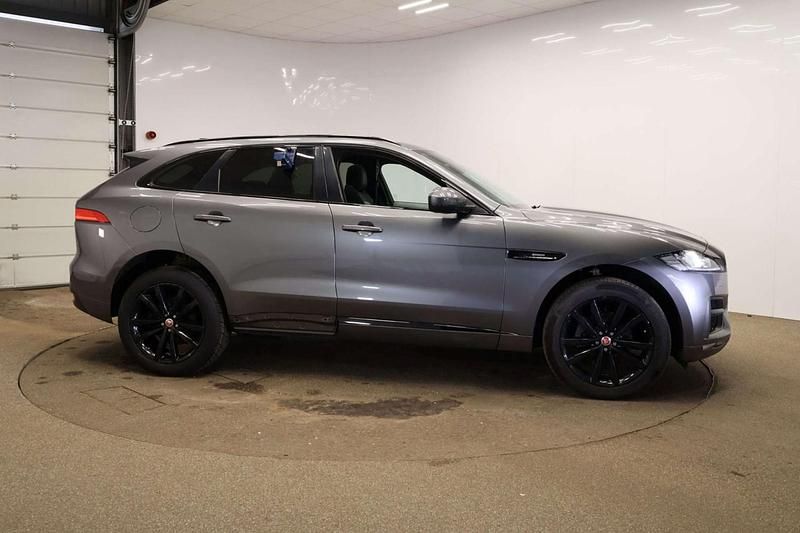 Begagnad Jaguar F-Pace R-Sport 2018 Grå SUV