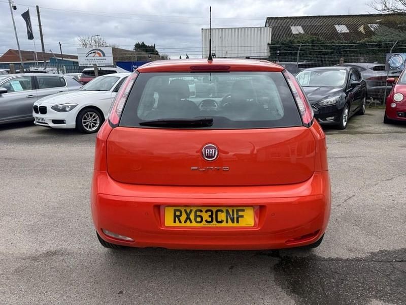 Used Fiat Punto Easy 2013 Orange Hatchback