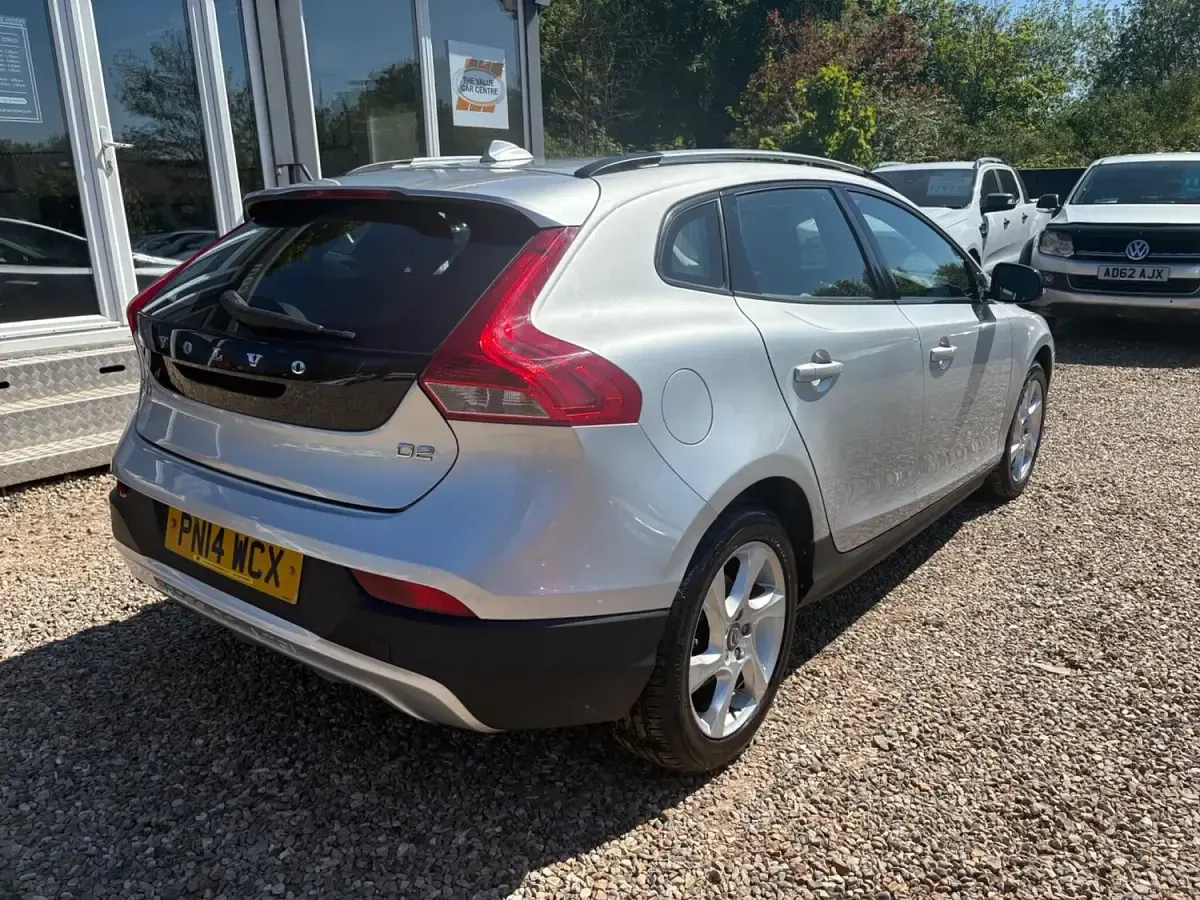 Used Volvo V40 2014 Silver Hatchback