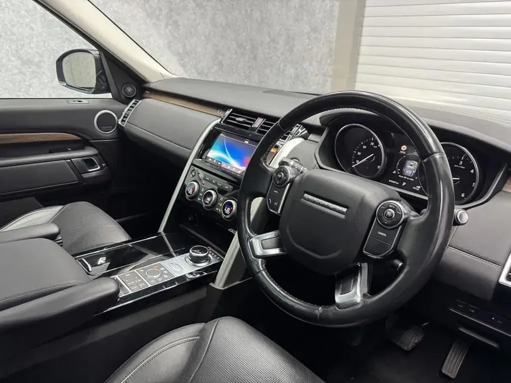 Used Land Rover Discovery HSE 241 HP (177 kW) 2017 SUV