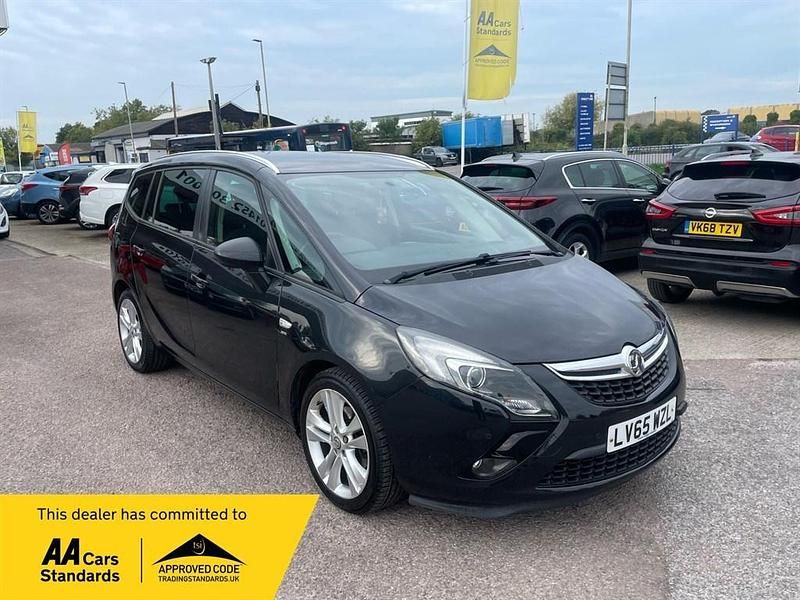 Black Used 2015 Vauxhall Zafira SRi MPV | £5,495 (Fair price) - Image 1/4