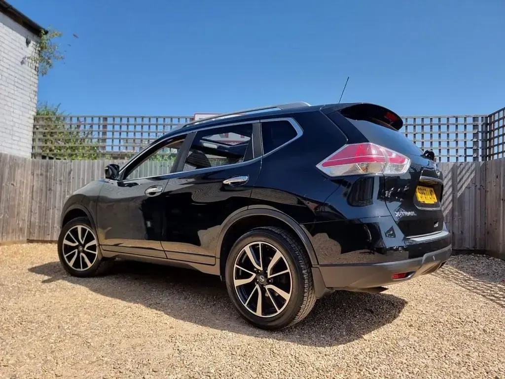 Used Nissan X-Trail S 130 HP (95 kW) 2017 Black SUV