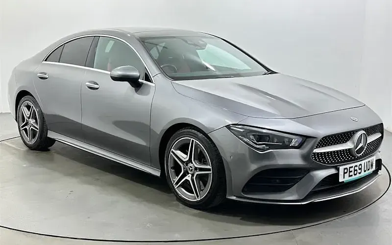 Begagnad Mercedes CLA220 AMG Line Premium Plus 190 HK (139 kW) 2019 Sedan