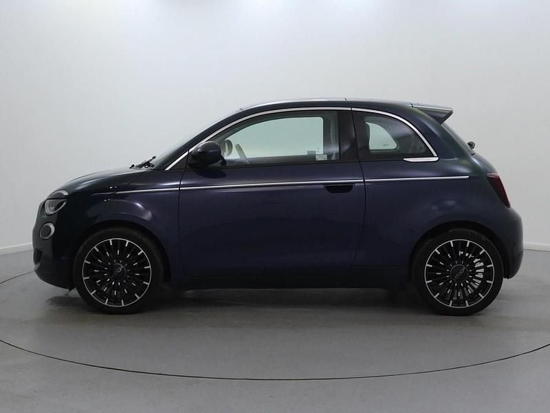 Used Fiat 500e La Prima 86 kW (118 HP) 2022 Green Hatchback