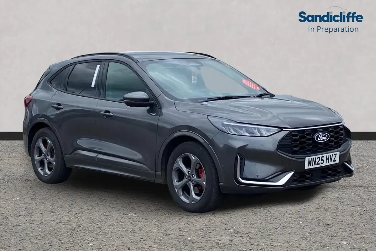 Begagnad Ford Kuga ST-Line 180 HK (132 kW) 2026 SUV