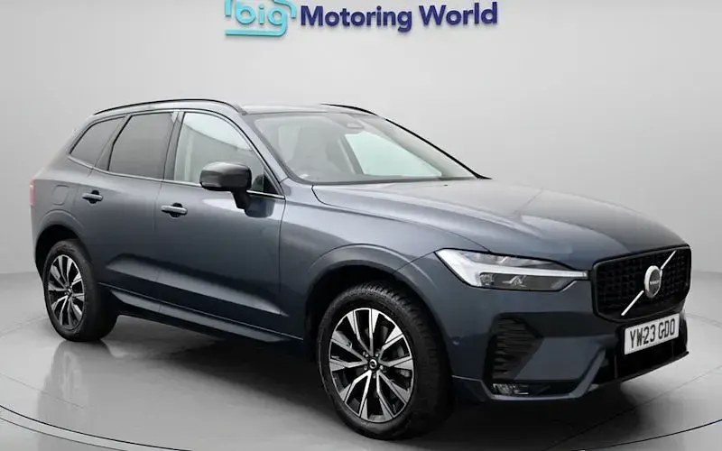 Used Volvo XC60 Plus 197 HP (144 kW) 2023 SUV